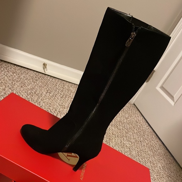 ADRIENNE VITTADINI SUEDE HIGH BOOTS - Picture 2 of 8